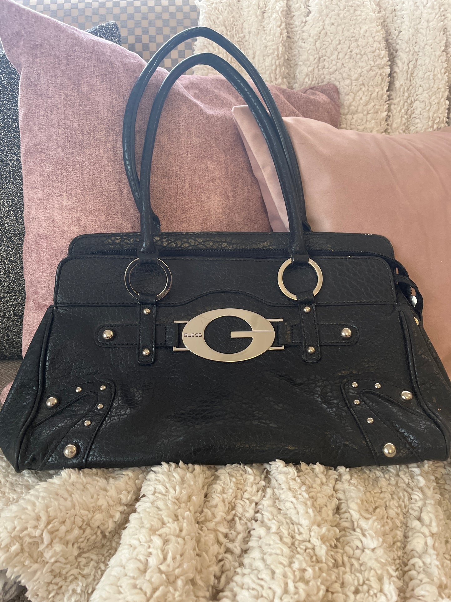 Guess black y2k large hand bag