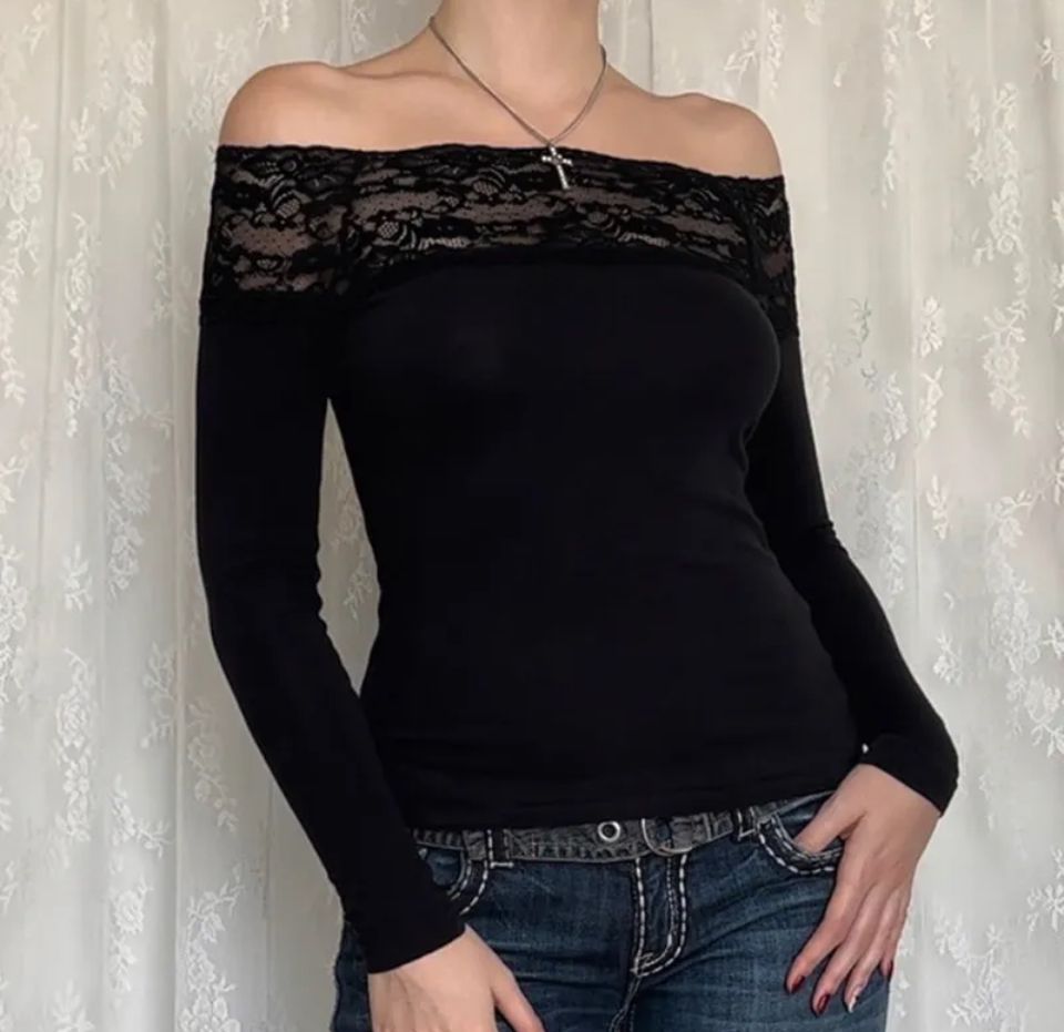 Off-shoulder body-con Top